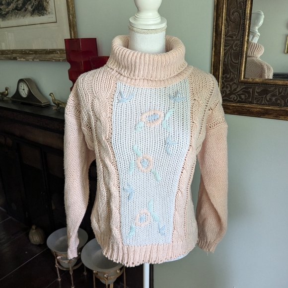 Vintage Sweaters - Vintage 80s/90s Women's Small Loose Turtleneck Floral Sweater Grandmacore